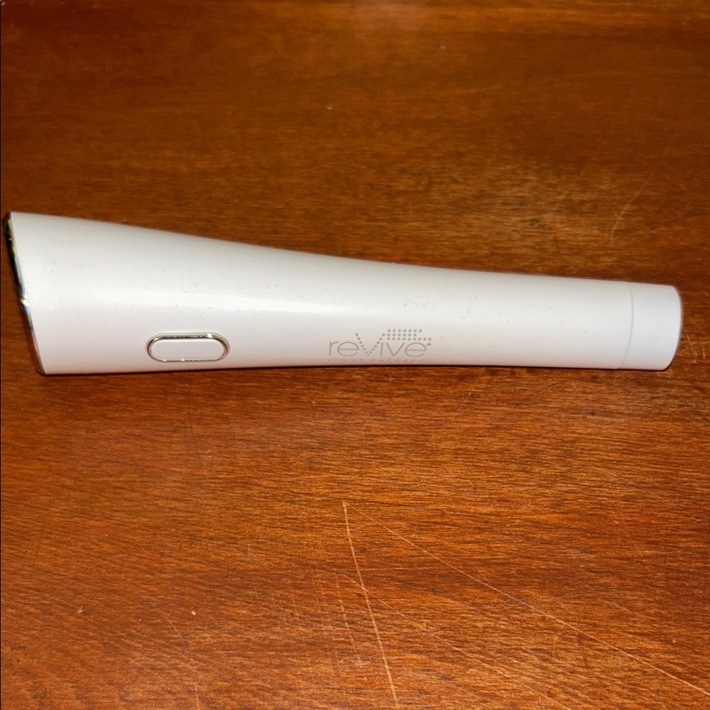Revive Skincare Device
